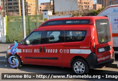 Fiat Doblò IV serie
Vigili del Fuoco
VF 28523
Parole chiave: Fiat Doblò_IVserie VF28523