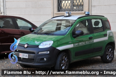 Fiat Nuova Panda 4x4 II serie 
Corpo Forestale dello Stato
CFS 201AG
Parole chiave: Fiat Nuova Panda_4x4_IIserie CFS201AG