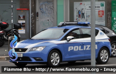 Seat Leon III serie
Polizia di Stato
 Squadra Volante
 Allestimento NCT Nuova Carrozzeria Torinese
 Decorazione Grafica Artlantis
Polizia M0029
Parole chiave: Seat Leon_IIIserie PoliziaM0029