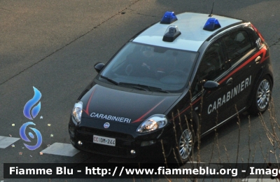 Fiat Punto IV serie
Carabinieri
CC DM244
Parole chiave: Fiat Punto_IVserie