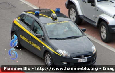 Fiat Nuova Bravo
Guardia di Finanza
 GdiF 009BF
Parole chiave: Fiat Nuova_Bravo GdiF009BF