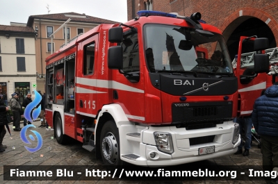 Volvo FL 290 IV serie
Vigili del Fuoco
Comando Provinciale di Milano 
AutoPompaSerbatoio
Allestimento BAI
VF 27275
Parole chiave: Volvo FL_290_IVserie