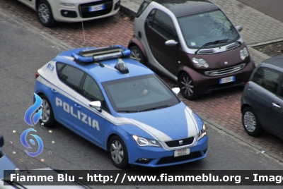 Seat Leon III serie
Polizia di Stato
Squadra Volante
Allestimento NCT Nuova Carrozzeria Torinese
Decorazione Grafica Artlantis
POLIZIA M0024
Parole chiave: Seat Leon_IIIserie POLIZIAM0024