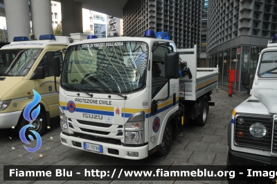 Isuzu ?
Protezione Civile Comune di Trezzo sull'Adda MI
Parole chiave: Lombardia (MI) Protezione_civile 