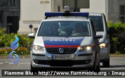 Volkswagen Touran II serie
Österreich - Austria
Bundespolizei
Polizia di Stato
Parole chiave: Volkswagen Touran_IIserie