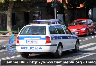 Skoda Octavia Wagon I serie
Republika Slovenija - Repubblica Slovena
Policija - Polizia
Parole chiave: Skoda Octavia_Wagon_Iserie