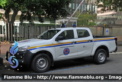 Isuzu D-Max
Valmadrera LC Protezione Civile Comunale
Parole chiave: Lombardia (LC) Protezione_civile Isuzu D-Max