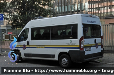 Peugeot Boxer III serie
Associazione Volontari Protezione Civile Cesano Maderno MB
Parole chiave: Lombardia (MB) Protezione_civile Peugeot Boxer_IIIserie