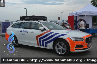 Volvo V90
Koninkrijk België - Royaume de Belgique - Königreich Belgien - Belgio
Police Fédérale
Wegpolitie - Polizia Stradale
