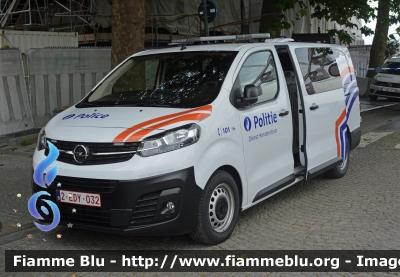 Opel Vivaro
Koninkrijk België - Royaume de Belgique - Königreich Belgien - Belgio
Police Fédérale
