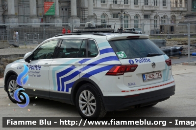 Volkswagen Touran
Koninkrijk België - Royaume de Belgique - Königreich Belgien - Belgio
Police Locale Evere Schaerbeek Saint Josse Ten Noode
