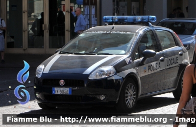 Fiat Grande Punto
Polizia Locale
Treviso
POLIZIA LOCALE YA506AG
Parole chiave: Veneto (TV) PoliziaLocaleYA506AG Fiat Grande_Punto