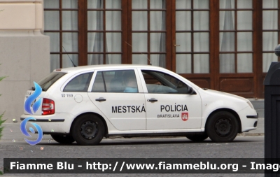 Skoda Fabia Wagon I serie
Slovenská Republika - Slovacchia
Mestska Policia Bratislava - Polizia Locale Bratislava
Parole chiave: Skoda Fabia_Wagon_Iserie