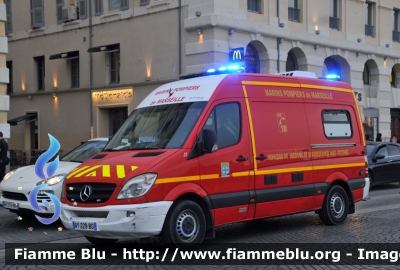 Mercedes-Benz Sprinter III serie 
France - Francia
Marins Pompiers de Marseille 
Parole chiave: Ambulanza Mercedes-Benz Sprinter_IIIserie