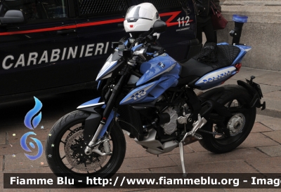 MV Agusta Rivale 800
Polizia di Stato
Squadra Volante
POLIZIA G2357
