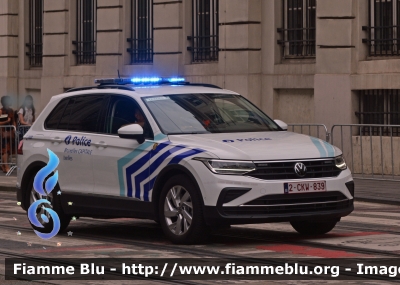 Volkswagen Touran
Koninkrijk België - Royaume de Belgique - Königreich Belgien - Belgio
Police Locale Bruxelles Capitale Ixelles - Brussel Hoofdstad Elsene
