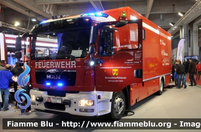 Man TGM 15.290 II serie
Osterreich - Austria
Landesfeuerwehrverband Burgenland - Associazione Vigili del Fuoco del Burgenland
Carro NBCR allestimento Magirus Lohr
Esposto al Civil Protect 2016
Parole chiave: Man TGM_15.290_IIserie Civil_Protect_2016