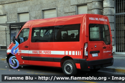 Renault Master IV serie restyle
Vigili del Fuoco
 Comando Provinciale di Milano
 Minibus acquistati nell'ambito di Expo2015
VF 27264
Fraternità della strada 2015
Parole chiave: Renault Master_IVserie_restyle VF27264