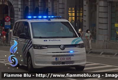 Volkswagen Multivan
Koninkrijk België - Royaume de Belgique - Königreich Belgien - Belgio
Police Locale Bruxelles Capitale Ixelles - Brussel Hoofdstad Elsene
