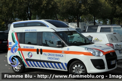 Fiat Doblò III serie
Pubblica Assistenza
Croce Bianca Orentano PI
M 9
Parole chiave: Toscana (PI) Servizi_sociali Fiat Doblò_IIISerie Reas_2012