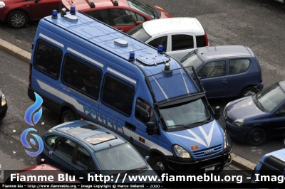 Iveco Daily IV serie
Polizia di Stato
Reparto Mobile
Parole chiave: Lombardia Ordine pubblico