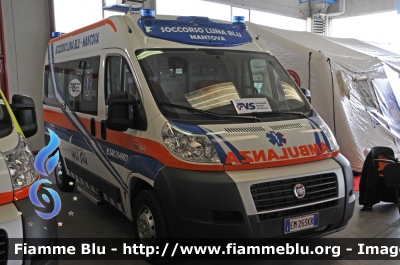 Fiat Ducato X250
Soccorso Luna Blu Mantova
Parole chiave: Lombardia (MN) Ambulanza Fiat Ducato_X250 Reas_2012