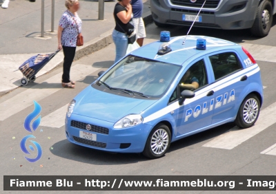 Fiat Grande Punto
Polizia di Stato
POLIZIA H2429
Parole chiave: Fiat Grande_Punto PoliziaH2429