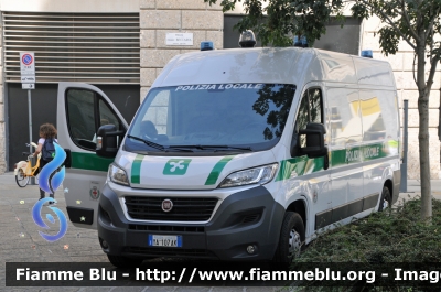 Fiat Ducato X290
Polizia Locale Milano
POLIZIA LOCALE YA107AK
Parole chiave: Lombardia (MI) Polizia_Locale PoliziaLocaleYA107AK Fiat Ducato_X290