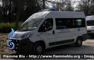 Fiat Ducato X290
Protezione Civile Comune di Milano
896
Parole chiave: Lombardia (MI) Protezione_Civile Fiat Ducato_X290