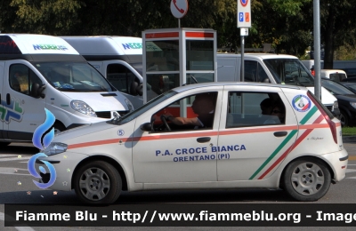 Fiat Punto III serie Classic
Pubblica Assistenza
Croce Bianca Orentano PI
M 5
Parole chiave: Toscana (PI) Servizi_sociali Fiat Punto_IIIserie Reas_2012