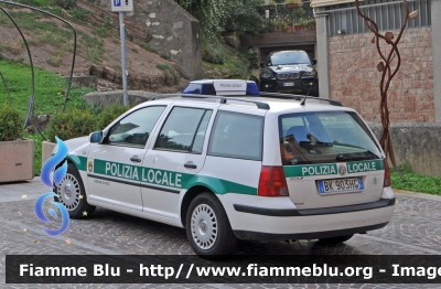 Volkswagen Golf Variant IV serie
Polizia Locale Iseo BS
Parole chiave: Lombardia (BS) Polizia_locale Volkswagen Golf_Variant_IVserie