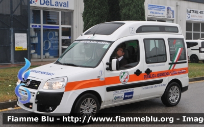 Fiat Doblò II serie
Pubblica Assistenza Sasso Marconi BO
M 07

Parole chiave: Reas_2013 Emilia_Romagna (BO) Servizi_Sociali Fiat Doblò_IIserie