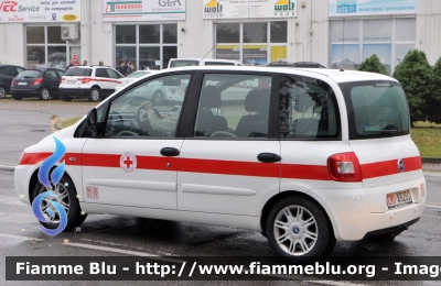 Fiat Multipla
Croce Rossa Italiana
Comitato Locale di Oleggio NO
NO-28-11-11
CRI A623C
Parole chiave: Reas_ 2013 Piemonte (NO) Servizi_sociali Fiat Multipla