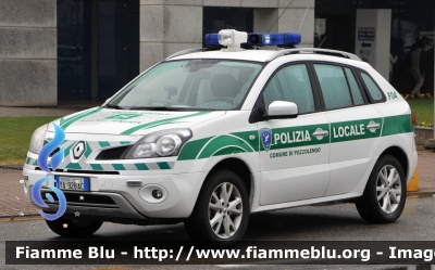 Renault Koleos
Polizia Locale Pozzolengo BS
POLIZIA LOCALE YA928AC
Parole chiave: Reas_2013 Lombardia (BS) Polizia_locale Reanault Koleos POLIZIALOCALEYA928AC