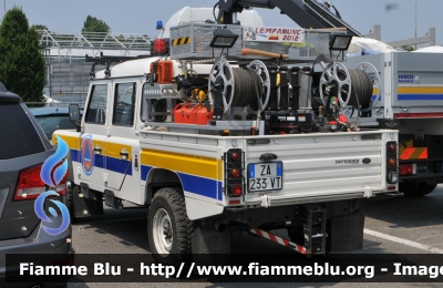 Land Rover Defender 130
Gruppo Comunale di Volontari di Protezione Civile Città di Meda MB
Parole chiave: Lombardia (MB) Protezione_civile Land-Rover Defender_130