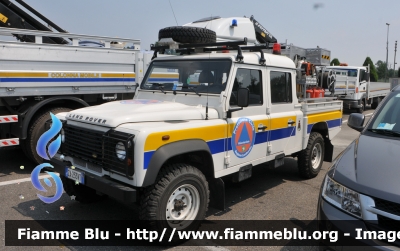 Land Rover Defender 130
Gruppo Comunale di Volontari di Protezione Civile Città di Meda MB
Parole chiave: Lombardia (MB) Protezione_civile Land-Rover Defender_130