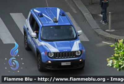 Jeep Renegade
Polizia di Stato
Reparto Prevenzione Crimine
Allestimento NCT Nuova Carrozzeria Torinese
Decorazione Grafica Artlantis
 POLIZIA M3050
Parole chiave: Jeep Renegade POLIZIAM3050