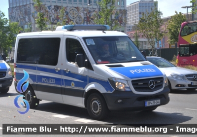 Mercedes-Benz Sprinter III serie restyle
Bundesrepublik Deutschland - Germania
Bundespolizei - Polizia di Stato
