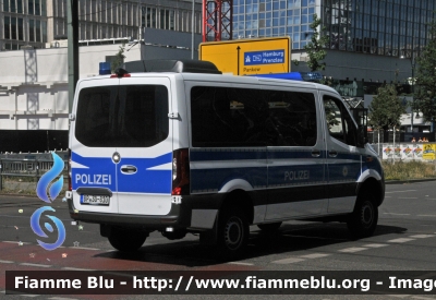 Mercedes-Benz Sprinter III serie restyle
Bundesrepublik Deutschland - Germania
Bundespolizei - Polizia di Stato
