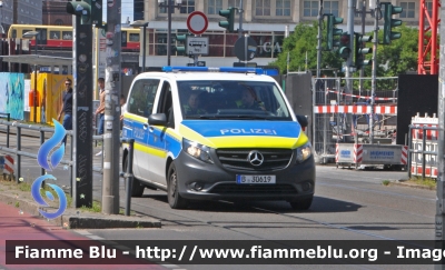 Mercedes-Benz Vito III serie
Bundesrepublik Deutschland - Germania
Landespolizei Freie Stadt Berlin-
Polizia territoriale Città di Berlino
