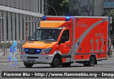 Mercedes-Benz Sprinter III serie restyle
Bundesrepublik Deutschland - Germany - Germania
Berliner Feuerwehr
Parole chiave: Ambulance Ambulanza