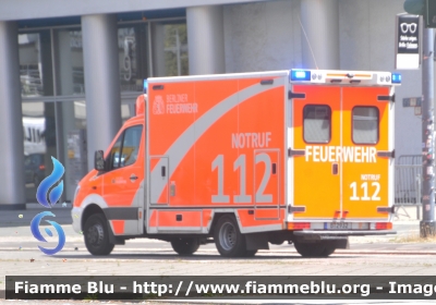 Mercedes-Benz Sprinter III serie restyle
Bundesrepublik Deutschland - Germany - Germania
Berliner Feuerwehr
Parole chiave: Ambulance Ambulanza