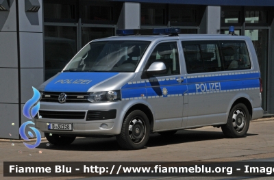 Volkswagen Transporter T6
Bundesrepublik Deutschland - Germania
Landespolizei Freie Stadt Berlin-
Polizia territoriale Città di Berlino
