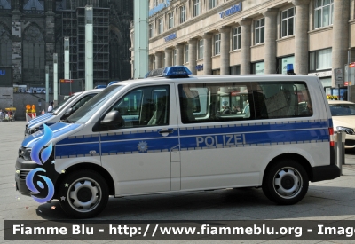 Volkswagen Transporter T6
Bundesrepublik Deutschland - Germania
Bundespolizei - Polizia di Stato
