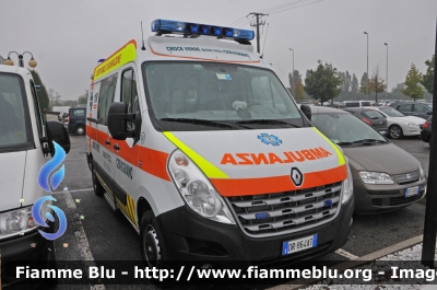 Renault Master IV serie
Croce Verde Basso Friuli
Cervignano del Friuli UD
Mezzo B.47
Allestimento MAF
Parole chiave: Reas_2013 Friuli_venezia_giulia (UD) Ambulanza Renault Master_VIserie