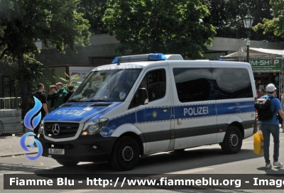 Mercedes-Benz Sprinter III serie restyle
Bundesrepublik Deutschland - Germania
Landespolizei Freie Stadt Berlin-
Polizia territoriale Città di Berlino
