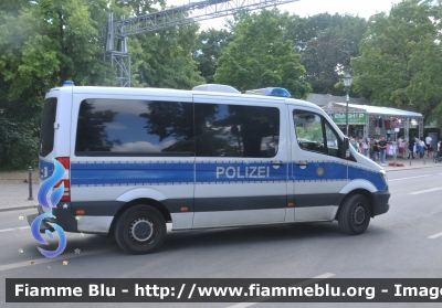 Mercedes-Benz Sprinter III serie restyle
Bundesrepublik Deutschland - Germania
Landespolizei Freie Stadt Berlin-
Polizia territoriale Città di Berlino
