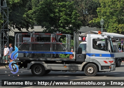 Mercedes-Benz Atego III serie
Bundesrepublik Deutschland - Germania
Landespolizei Freie Stadt Berlin-
Polizia territoriale Città di Berlino
