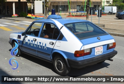 Alfa Romeo Alfasud II serie
Polizia di Stato
Squadra Volante
POLIZIA 57216
Parole chiave: Alfa-Romeo Alfasud_IIserie POLIZIA57216