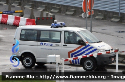 Volkswagen Transporter T5
Koninkrijk België - Royaume de Belgique - Königreich Belgien - Belgio
Police Fédérale Police Aréonautique Gosselies

Parole chiave: Volkswagen Transporter_T5